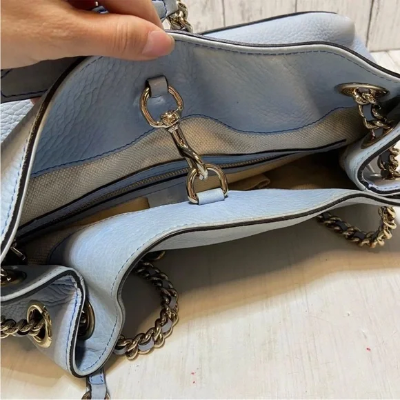 Gucci Sky Blue Leather Shoulder Bag with Gold Chain - Picture 11 of 14